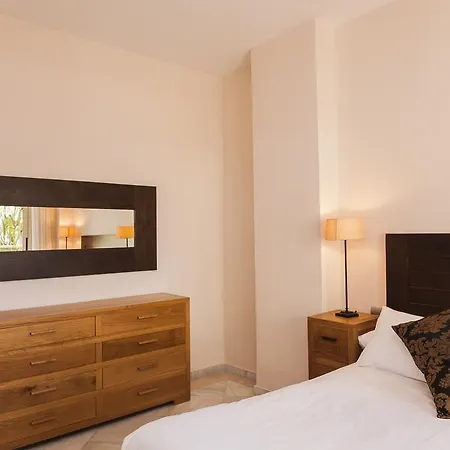 Fuente Aloha Apartamento