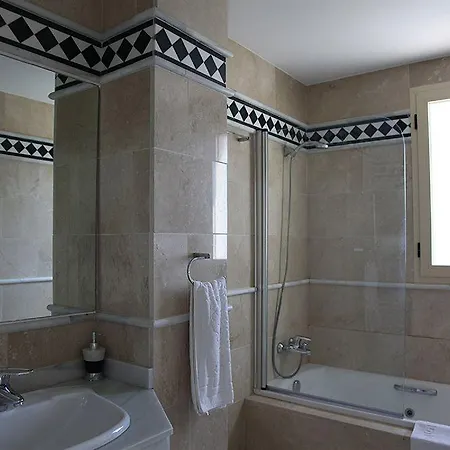 Fuente Aloha Apartamento