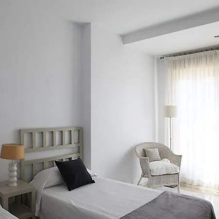 Fuente Aloha Apartamento *
