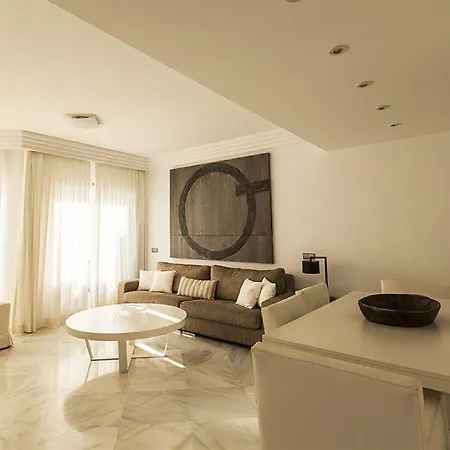 Fuente Aloha Apartamento